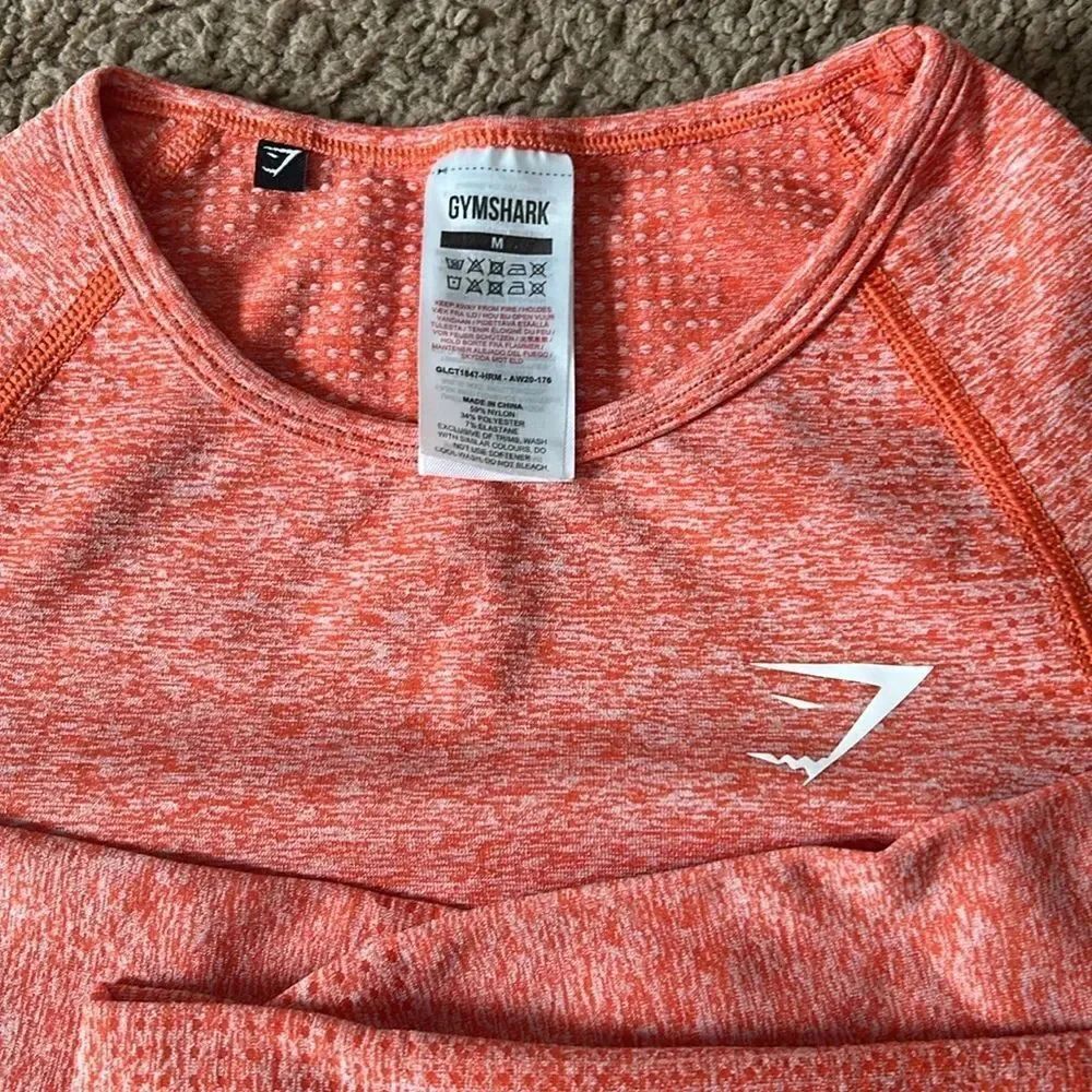 Gymshark Workout Top - Picture 2 of 3
